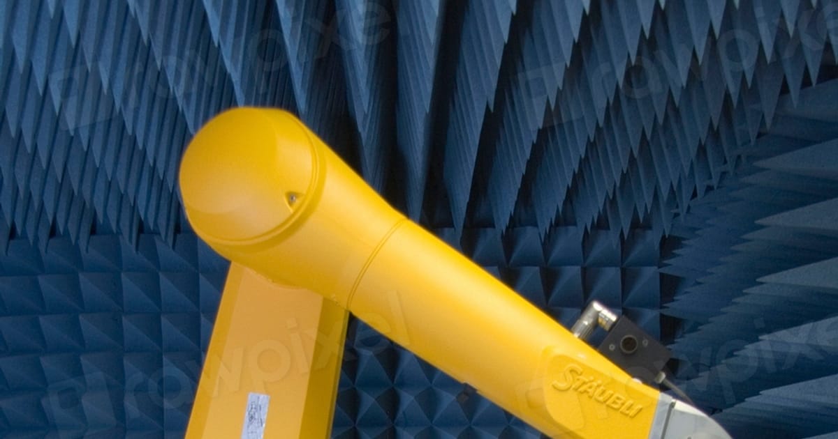 Robotic arm in a technology lab